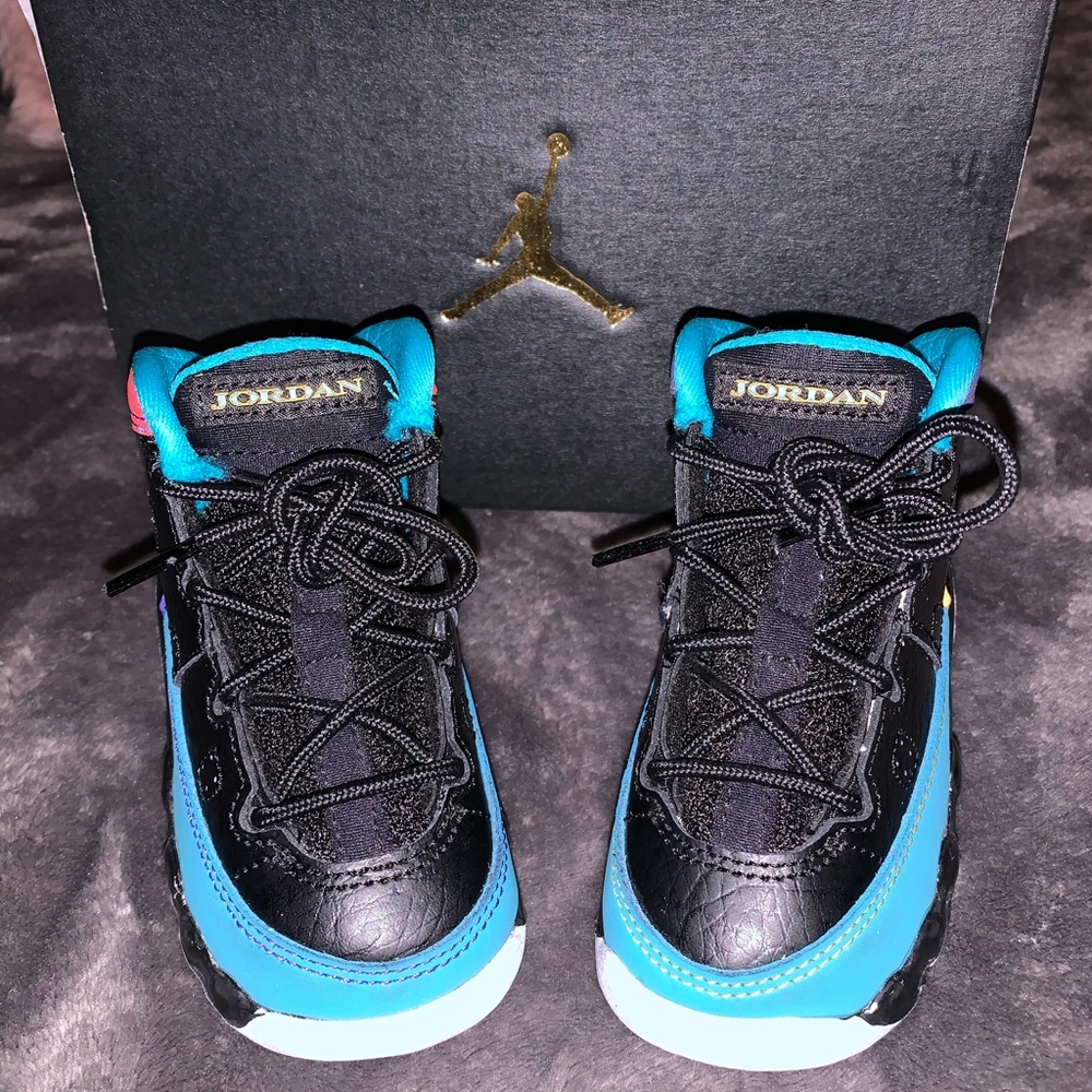 Toddler size US 5: Jordan Retro 9 University